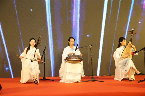 太阳神集团举行32周年庆典