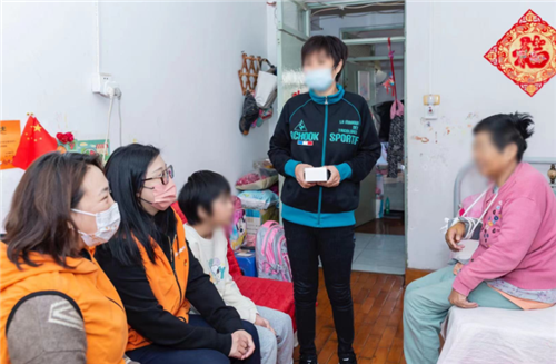 温暖送到家 让爱零距离——尚赫携手天津市妇女儿童发展基金会入户慰问单亲母亲(图2)