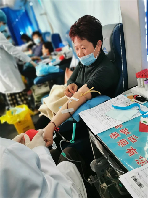 完美百城千店万人献血活动在宁波分公司启动(图8)