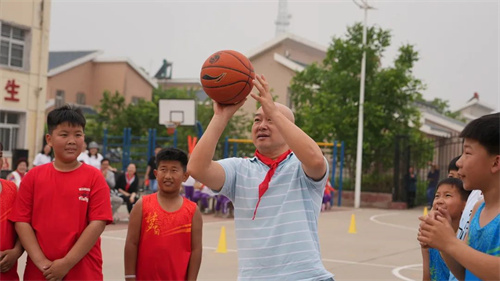 尚赫公益基金会携手首钢体育，传递篮球梦想，为少年喝彩！(图15)